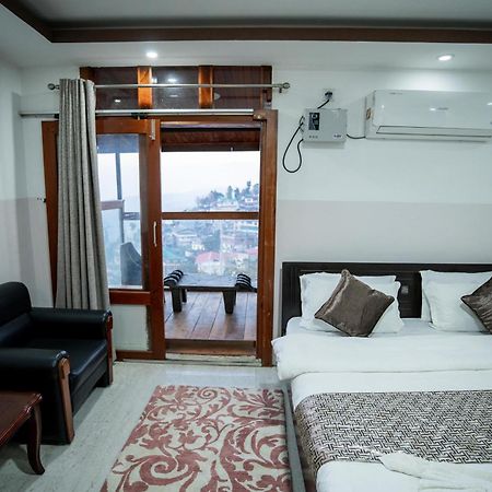 2K Hotel Kohima Екстериор снимка