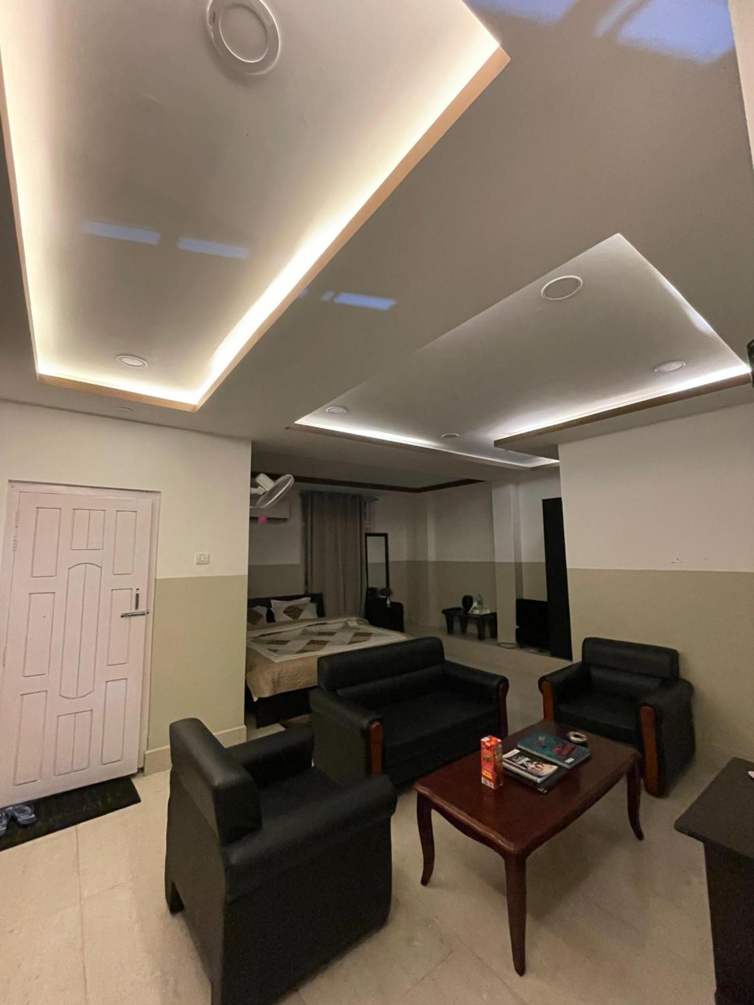 2K Hotel Kohima Екстериор снимка